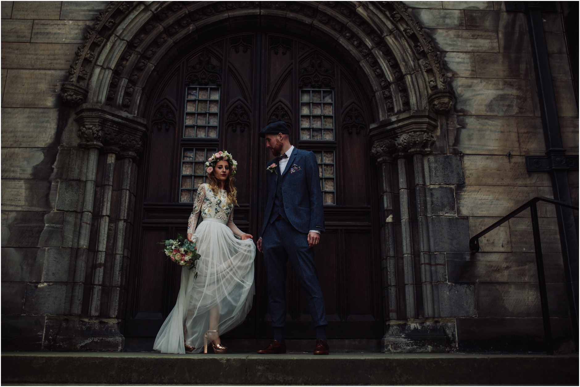 relaxed stylish edinburgh wedding lothian chambers alternative scottish wedding photographer