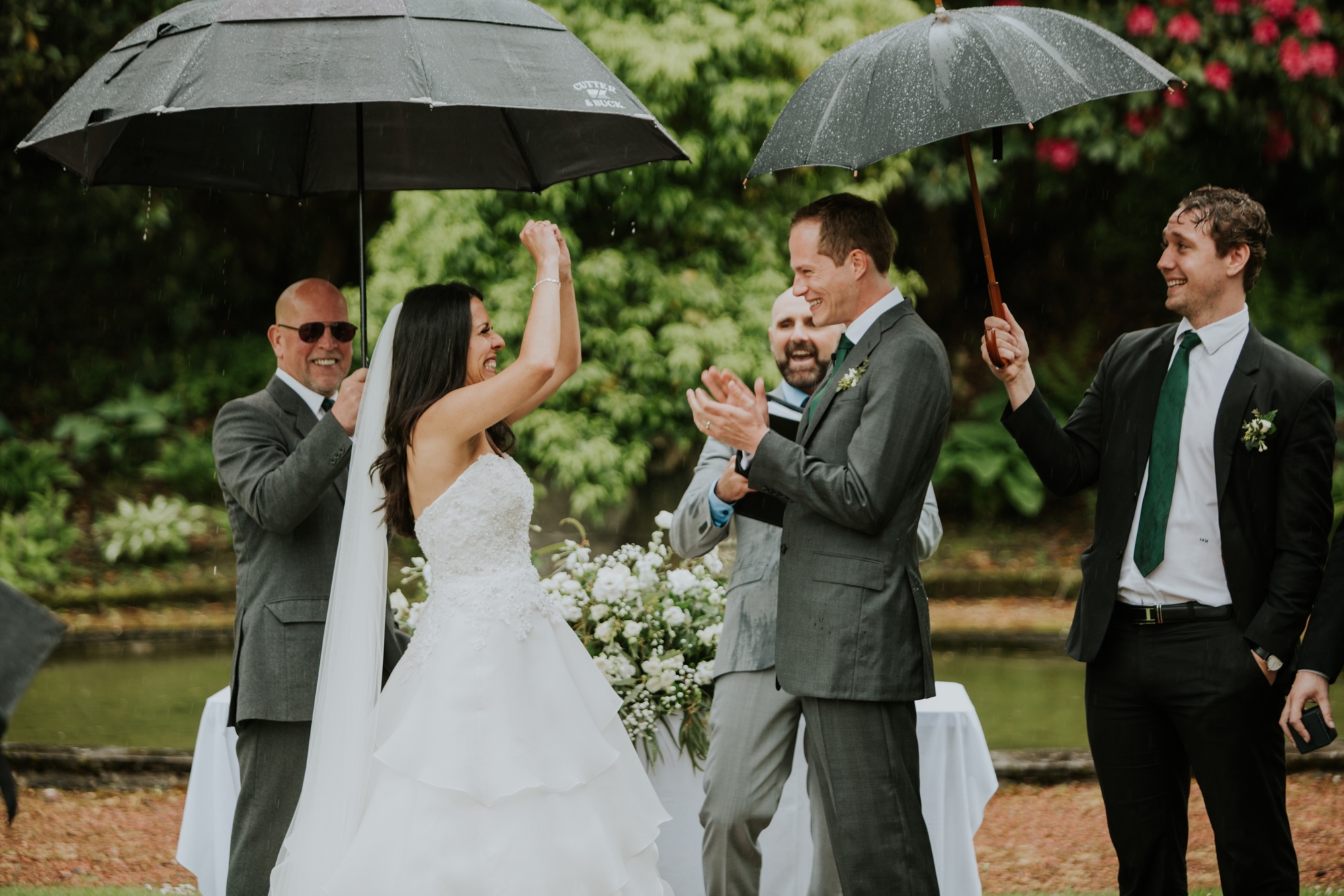 rainy kirknewton stables wedding photographer