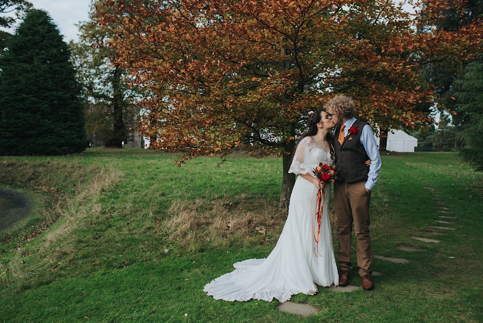 autumn wedding at dunglass estate